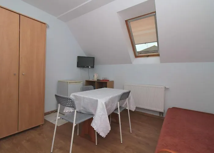 Pensión Siódemka W Dziwnówku 3*