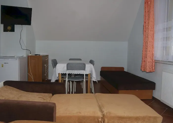 Siódemka W Dziwnówku Pensión Dziwnówek